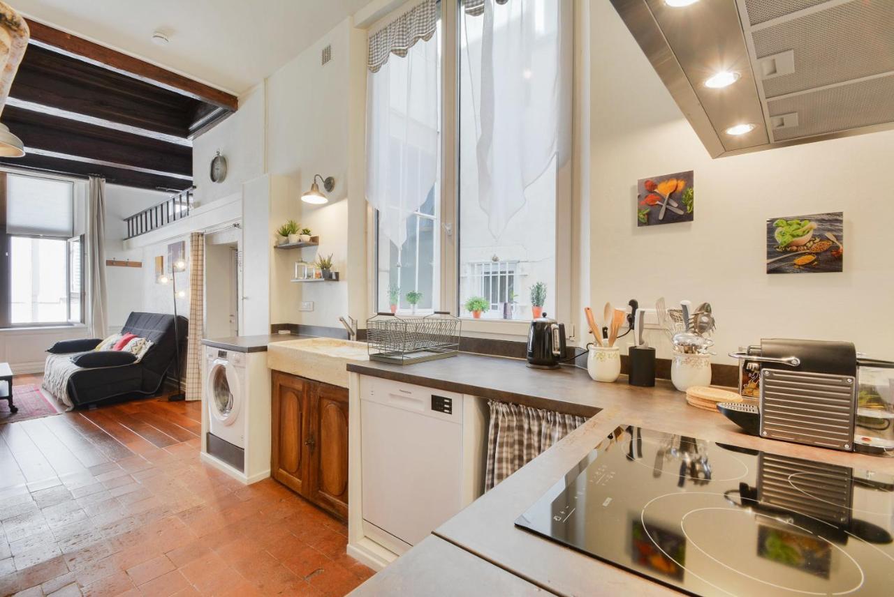 Le Cocon Des Deux Sirenes - Studio Cosy Pour 2 A Nancy Exterior photo