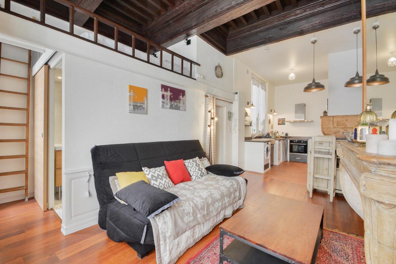 Le Cocon Des Deux Sirenes - Studio Cosy Pour 2 A Nancy Exterior photo